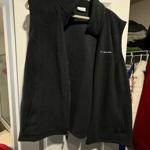 Columbia Midnight Black Fleece Vest